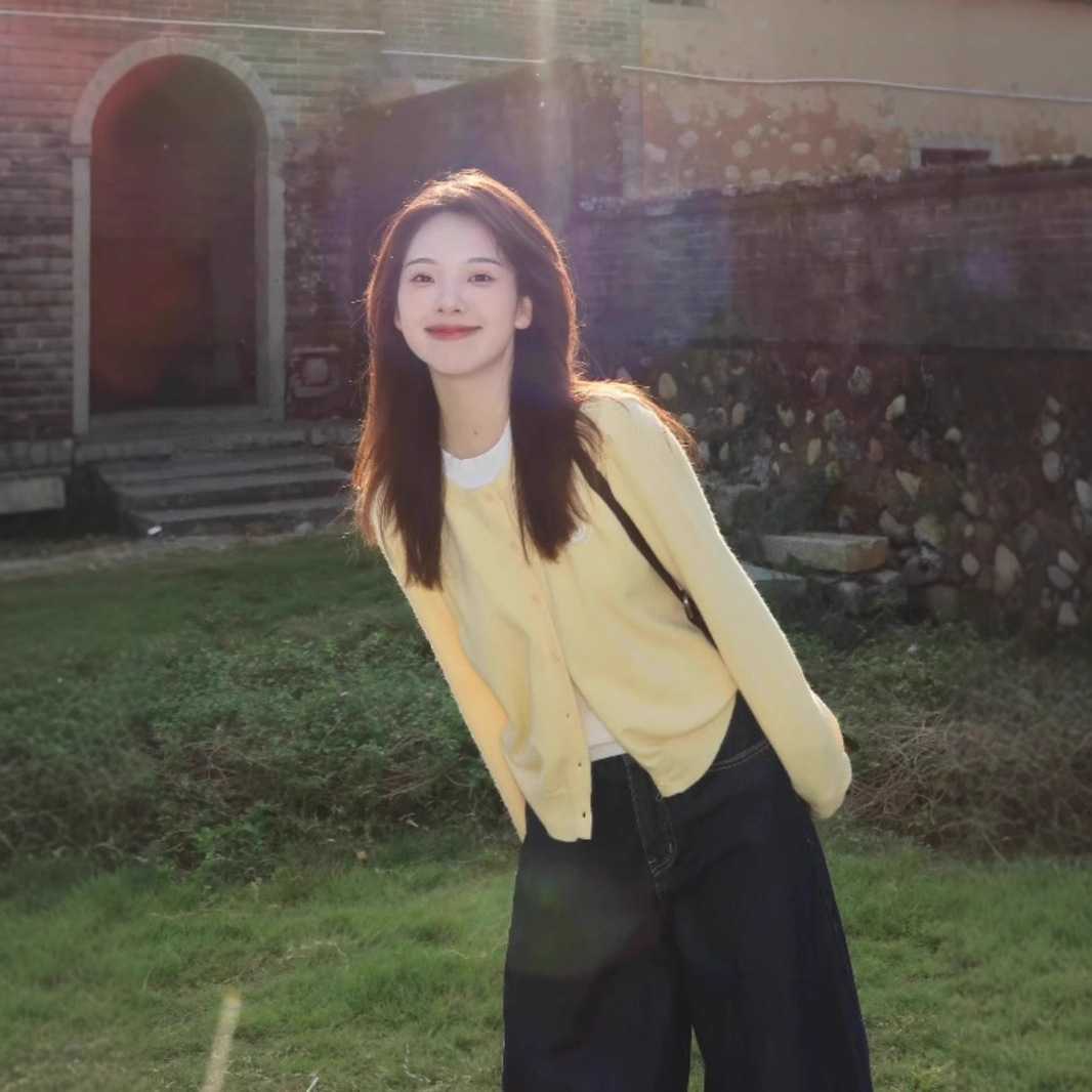 奶黄色假两件针织开衫女早春韩系