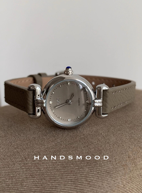 handsmood 圆形银灰色小众低调高级感精致时尚通勤百搭石英女手表