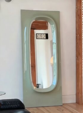 瑞典 飞机舷窗镜子异形穿衣镜落地设计师不规则挂墙全身镜