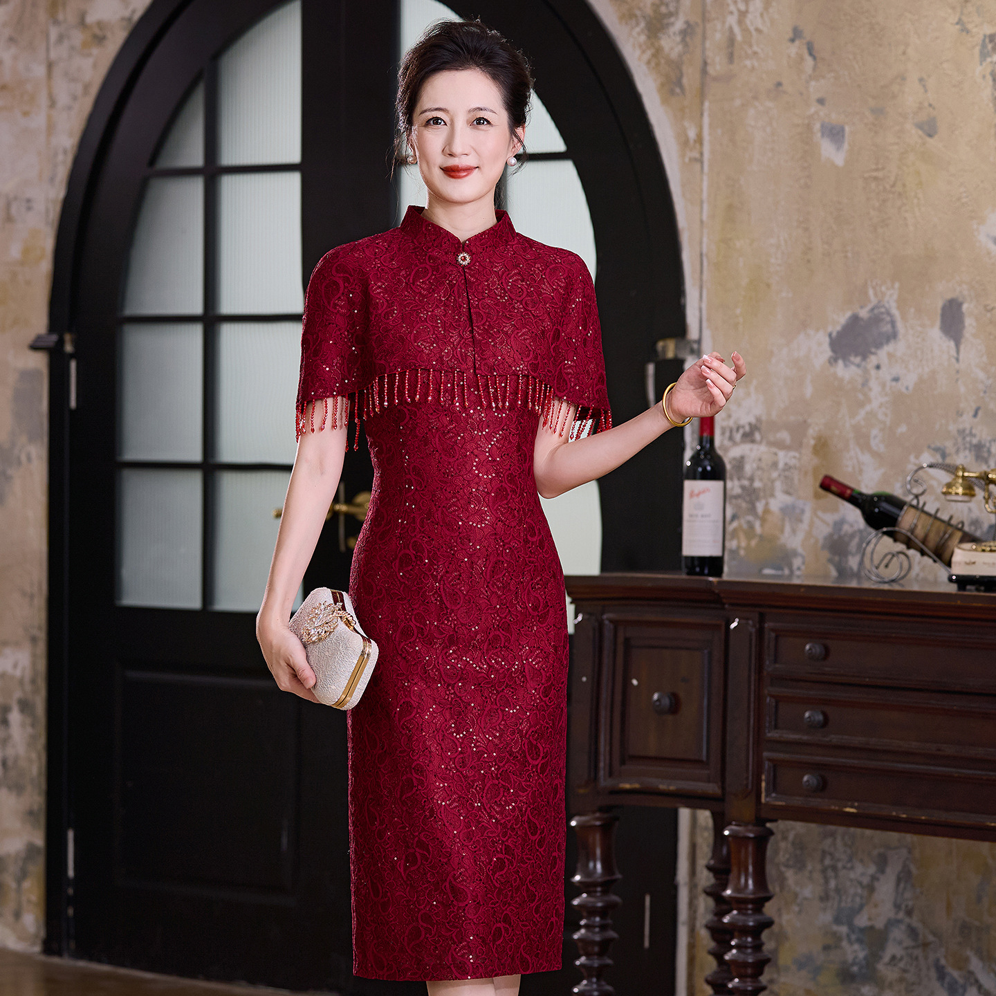 2025秋冬新款高贵洋气妈妈婚礼礼服高档连衣裙年轻款喜婆婆婚宴装