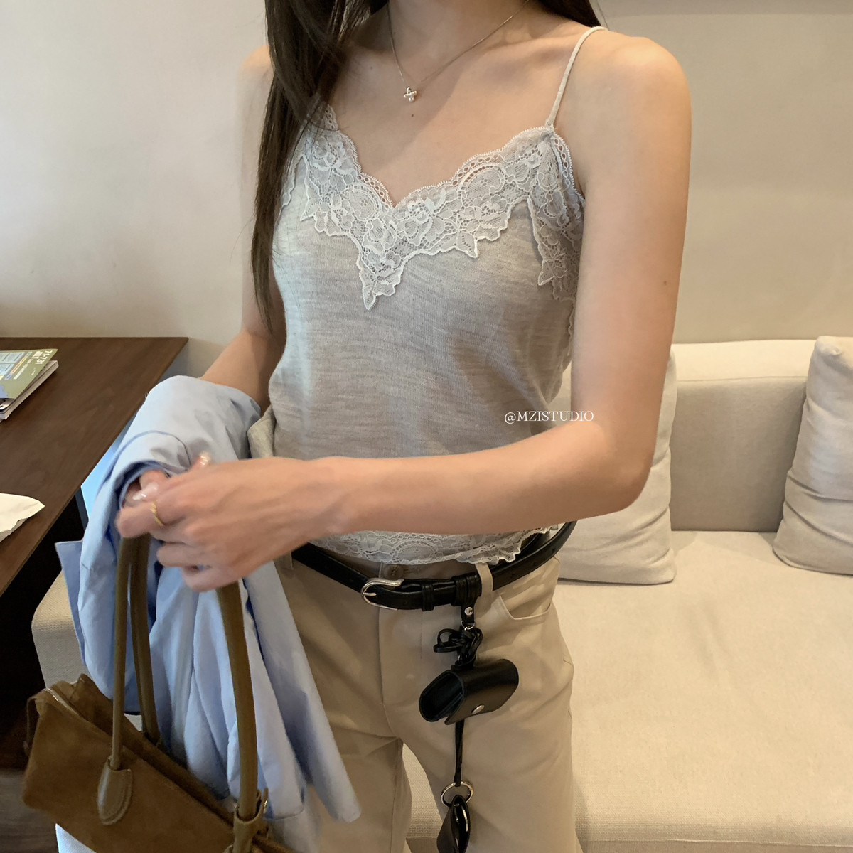 MZI STUDIO-接性感v领轻熟小女人叠穿吊带背心（含15羊毛）119591图片