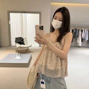 TMP 26年春款 韩系一整套ootd穿搭甜美碎花吊带背心 小8473 甜莓派