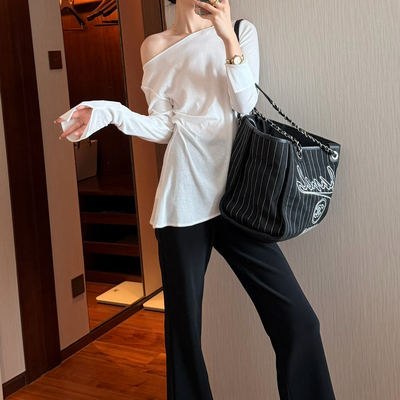 摩登197-26年早春高腰木耳边直筒九分裤高弹力面料简约时尚2K182