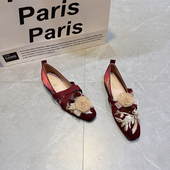 交叉绑带缎面方头平底山茶花红色婚鞋 国风刺绣粗跟单鞋 女春秋新款