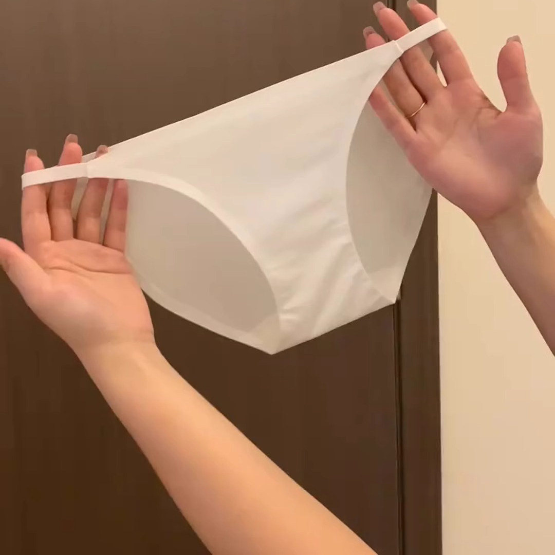 一整个惊艳住~不愧是瑜伽老师推荐~极简风格 中腰版型 裸感又无痕