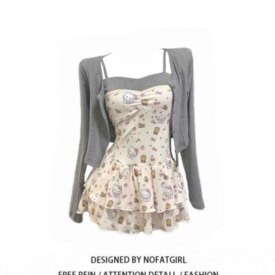 春季新款甜辣碎花修身卡