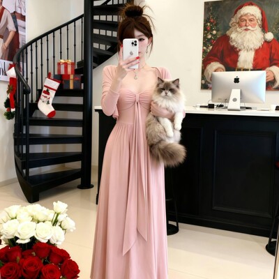 日常美女感纯欲吊带抹胸