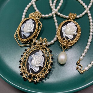 ZMN/玫瑰/小众设计轻奢复古手工蝶贝玛瑙浮雕卡梅奥吊坠珍珠项链