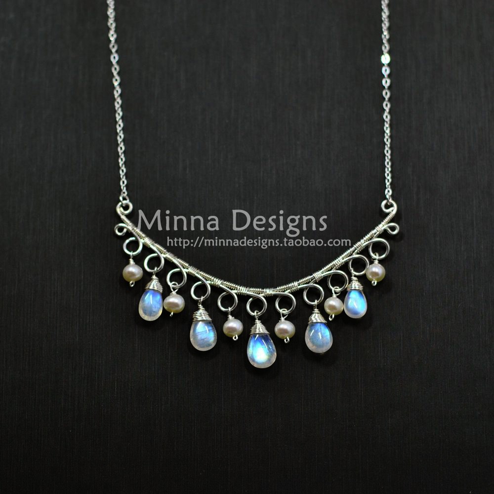 ¡¸MDesigns¡¹³¤¸èÐÐ ´¿ÒøÊÖ¹¤ÈÆÏßÌìÈ»ÕäÖé͸ÌåÔ¹âʯˮµÎÏîÁ´
