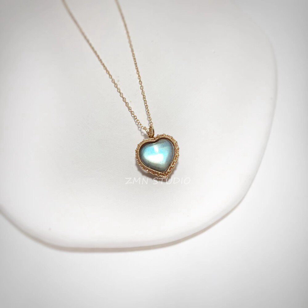 ZMN/倾心/小众精致14K手工绕线天然拉长石爱心水晶宝石吊坠项链女