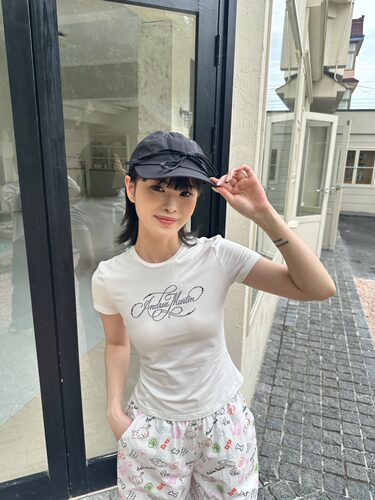 Andrea Martin  26春夏新品白色烫钻修身短袖时尚百搭T恤