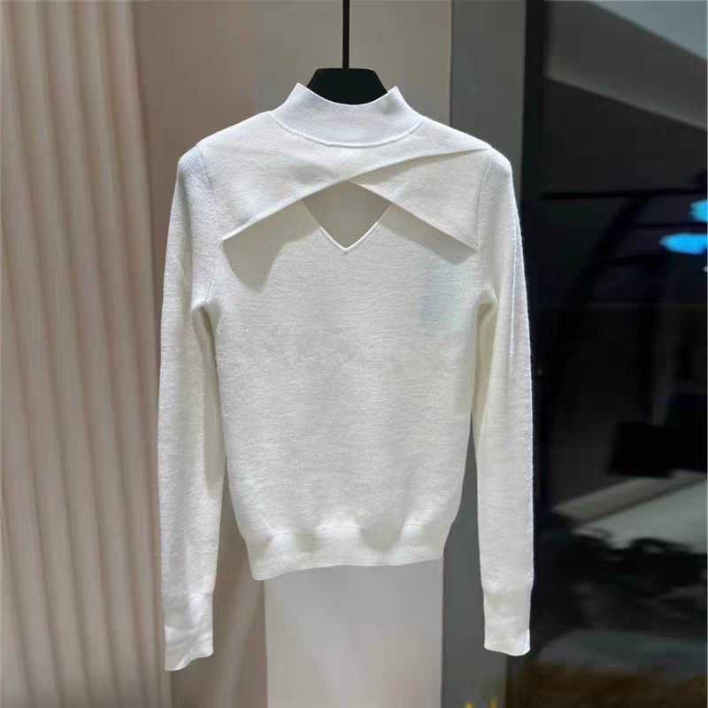 阿玛施秋冬新款桃心镂空针织衫女