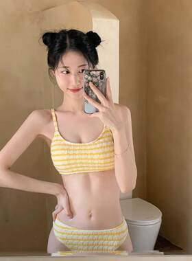 泳衣女2026新款甜美可爱三角分体比基尼小胸性感学生少女度假温泉