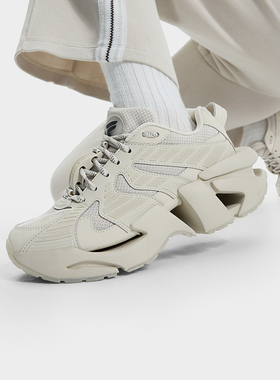 Fila/斐乐秋季SPACE太空鞋女子专业运动先锋运动鞋F12W513113F