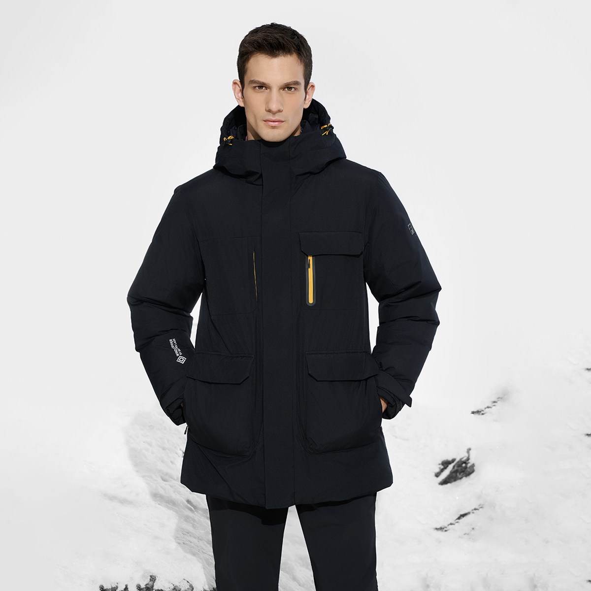 斐乐冬季男子专业运动中长羽绒服