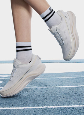 Fila/斐乐夏季新款BOA CHEETAH 2女子专业运动路跑鞋A12W521101F