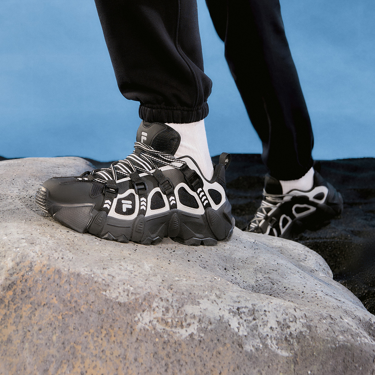 Fila/斐乐2025春季新款男子户外休闲运动老爹鞋山脉鞋T12M511510F