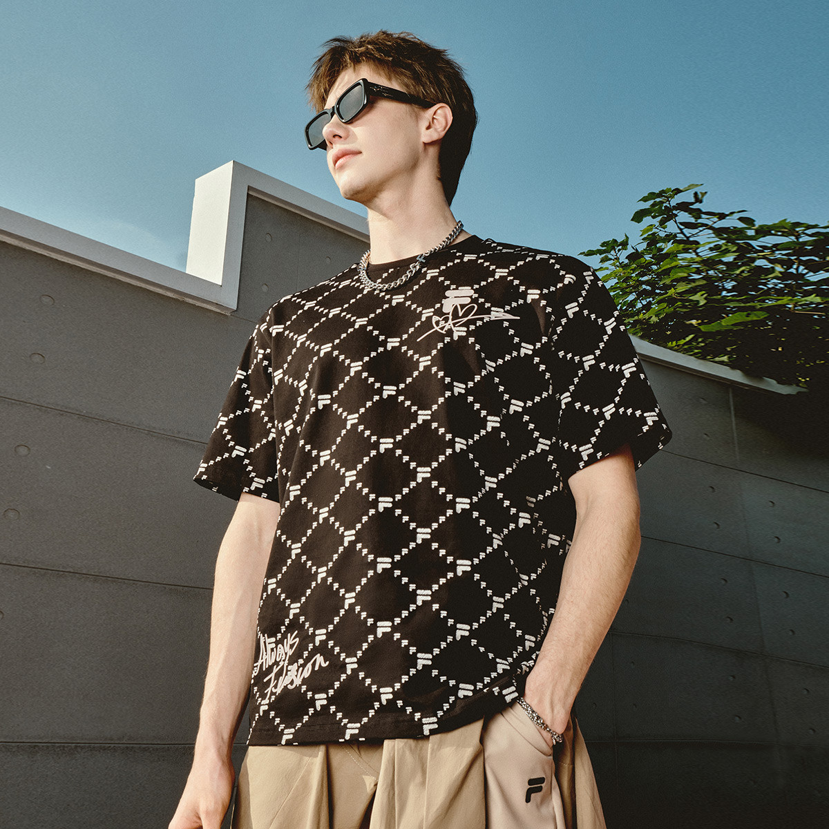 斐乐夏季男女同款户外运动T恤衫