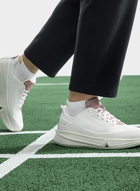 Fila/斐乐女士AURA FITNESS户外时尚休闲运动跑步鞋A12W611112F