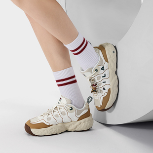Fila/斐乐冬季新款女士松饼圣诞版ORIGINALE老爹鞋F12W611132F