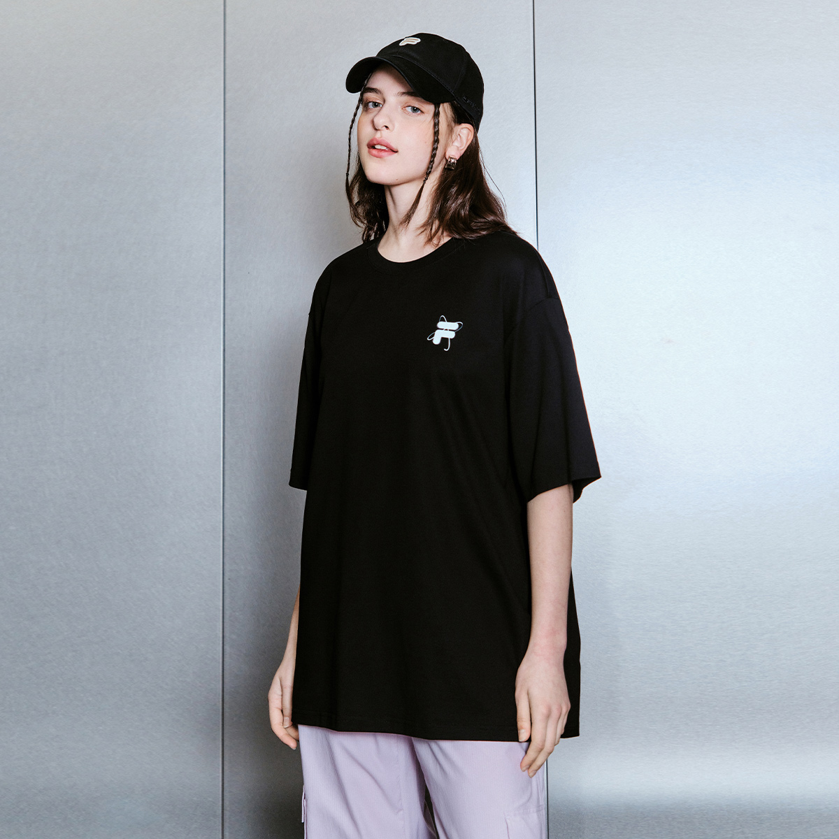 斐乐男女款潮流运动宽松短袖T恤