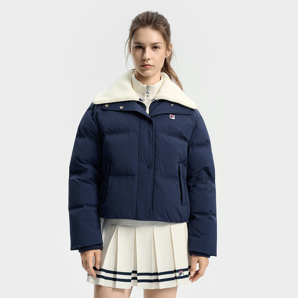 斐乐冬季女子保暖时尚网球羽绒服
