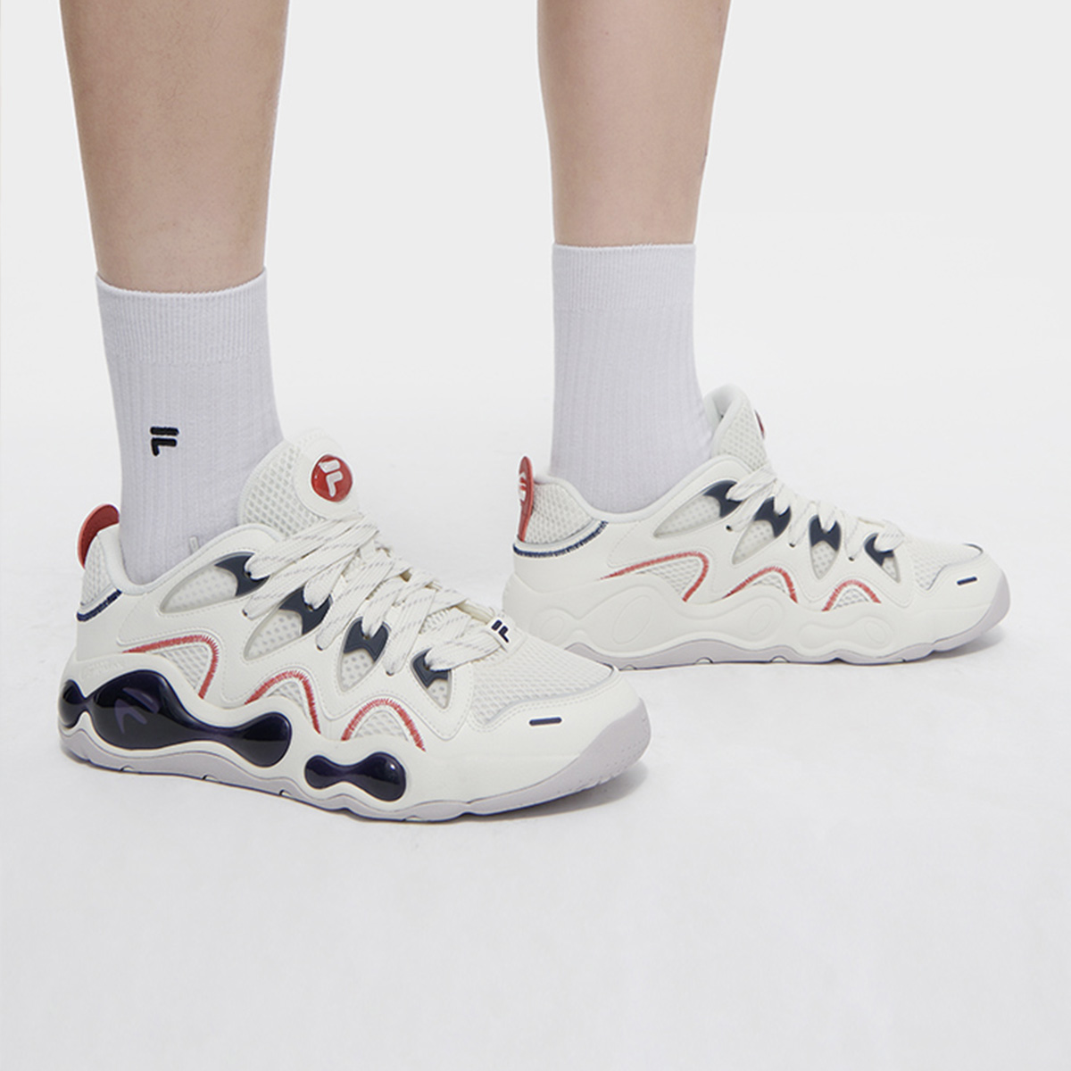 斐乐夏季新款男女融裂运动篮球鞋