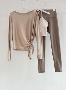 C.CYA轻奢高端瑜伽服套装宽松网纱罩衫不规则健身服透气普拉提衣