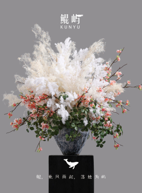 鲲屿酒店大堂桌面圆桌花艺