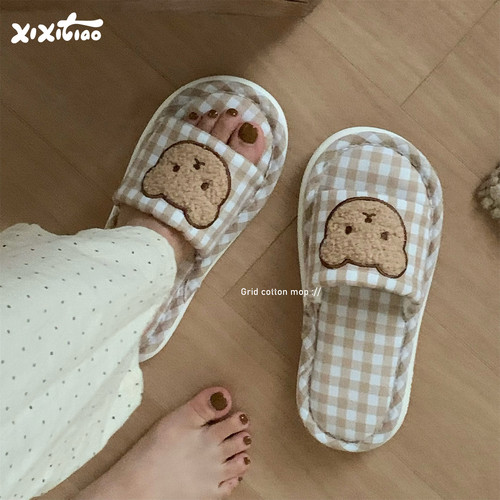 细细条防滑可爱小熊棉麻拖鞋