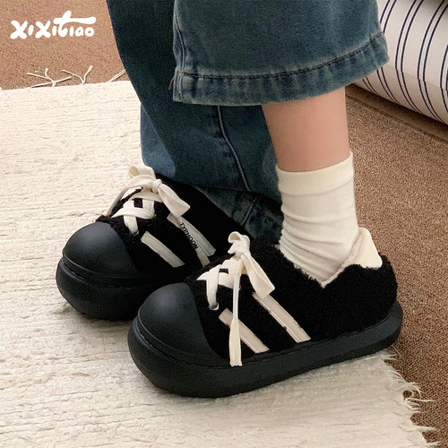 细细条潮酷ins系带运动风板鞋