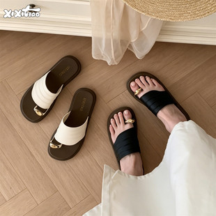 细细条 温柔风平底人字拖时尚金属环套趾拖鞋夏防滑外穿一字女鞋