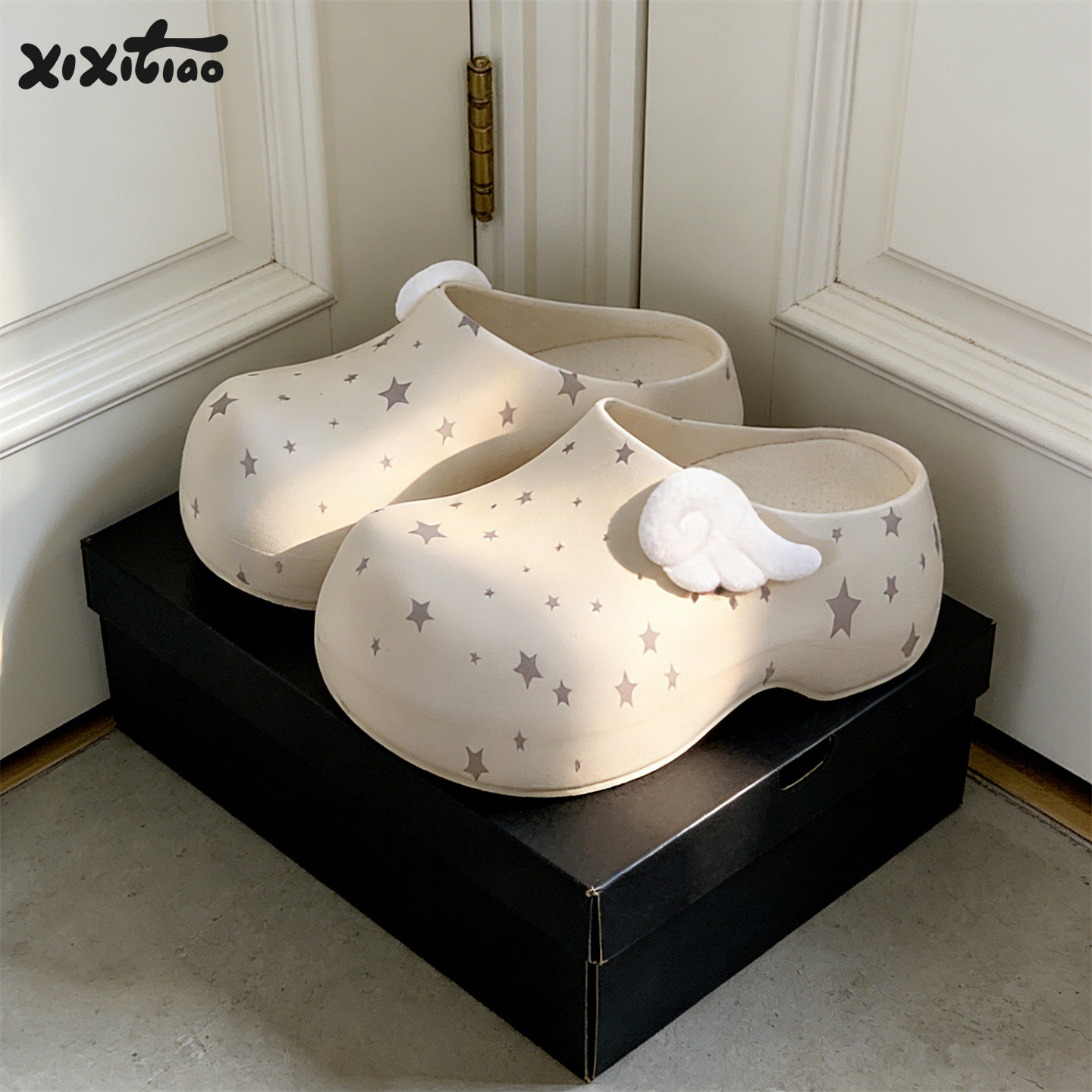 细细条 星星翅膀洞洞鞋女夏外穿防滑增高厚底包头凉拖少女穆勒鞋