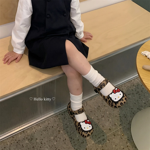细细条HelloKitty儿童洞洞鞋