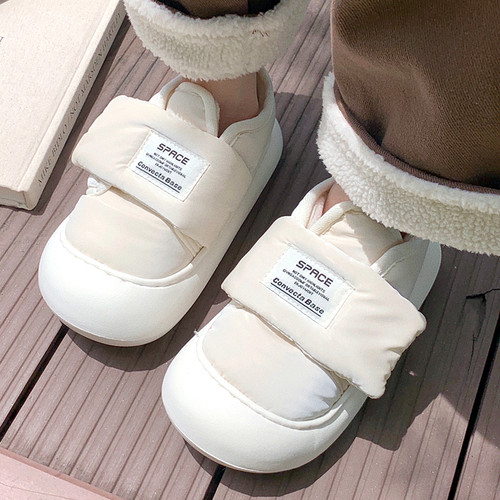 细细条休闲百搭可爱圆头加绒板鞋