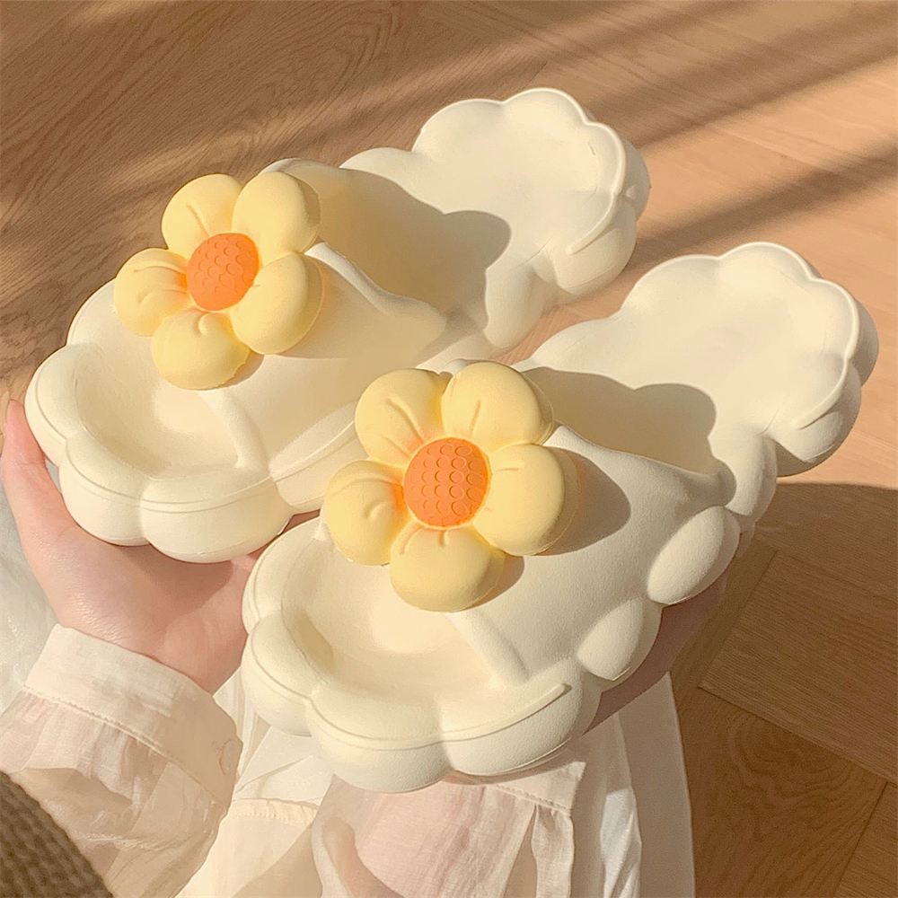 细细条防滑可爱立体花朵居家拖鞋