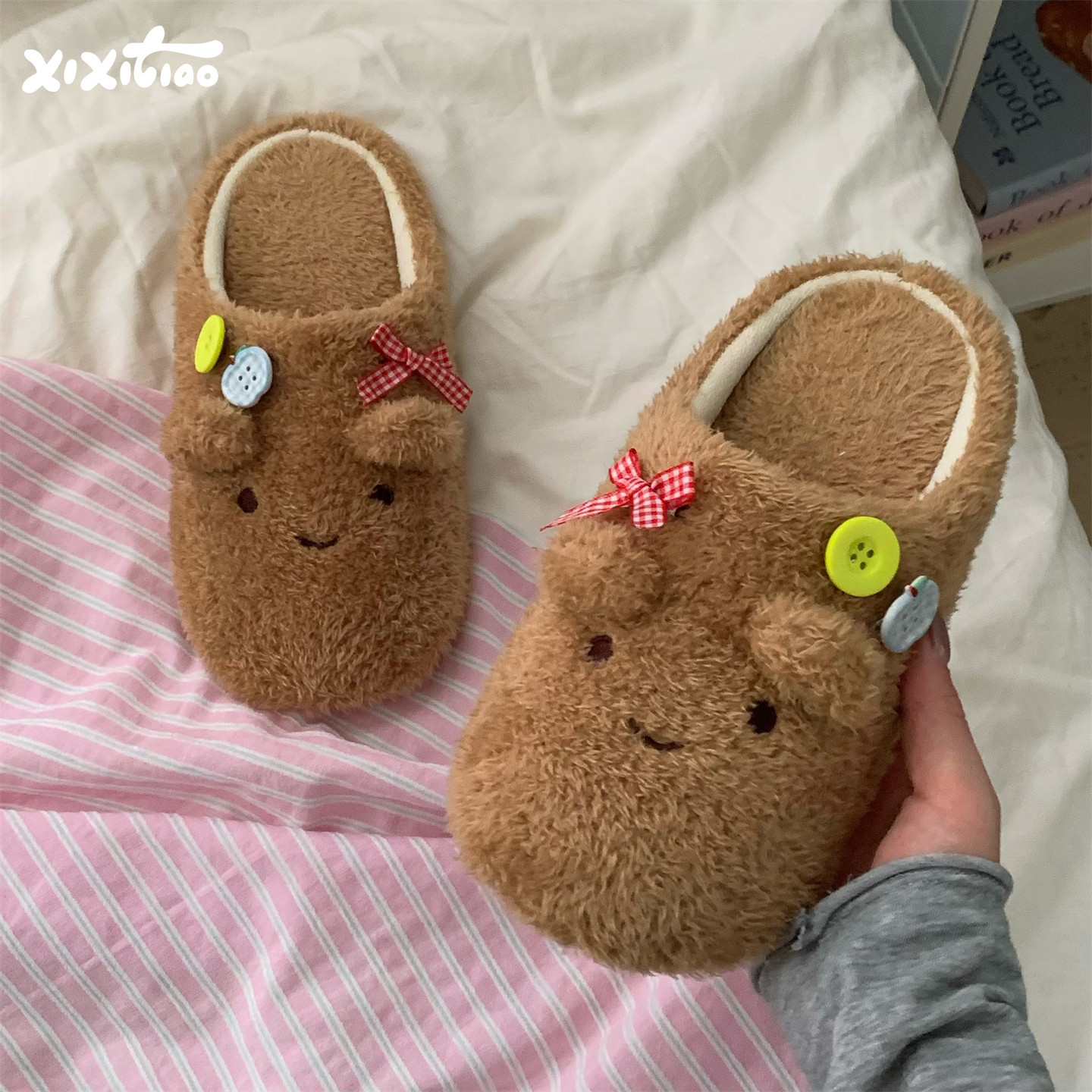 细细条日系小熊软底棉拖鞋