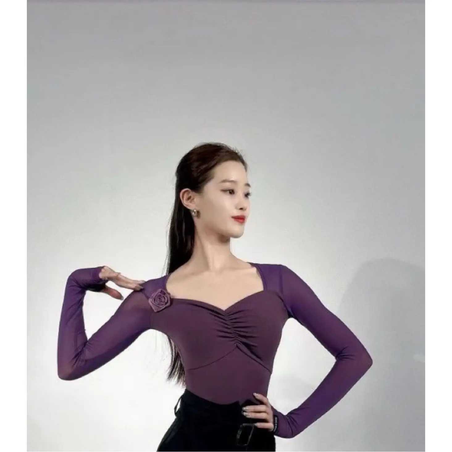 拉丁舞成人长袖练功服艺考生表演拉丁舞服气质修身显瘦练功服上衣