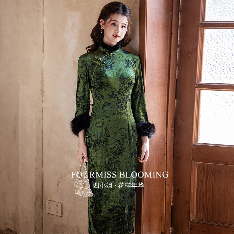 绿色丝绒加绒冬装女款2025