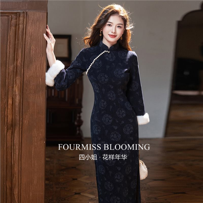 藏青新中式加绒连衣裙