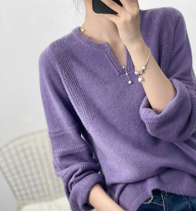 长袖宽松V领慵懒风山羊绒麻花