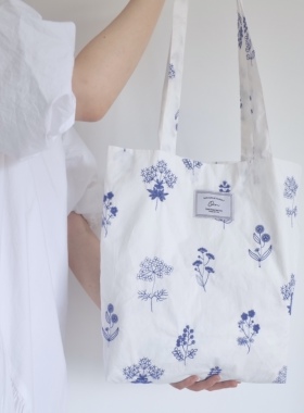 Oin shop独立设计 日本小清新植物刺绣帆布包 大容量轻便收纳布袋
