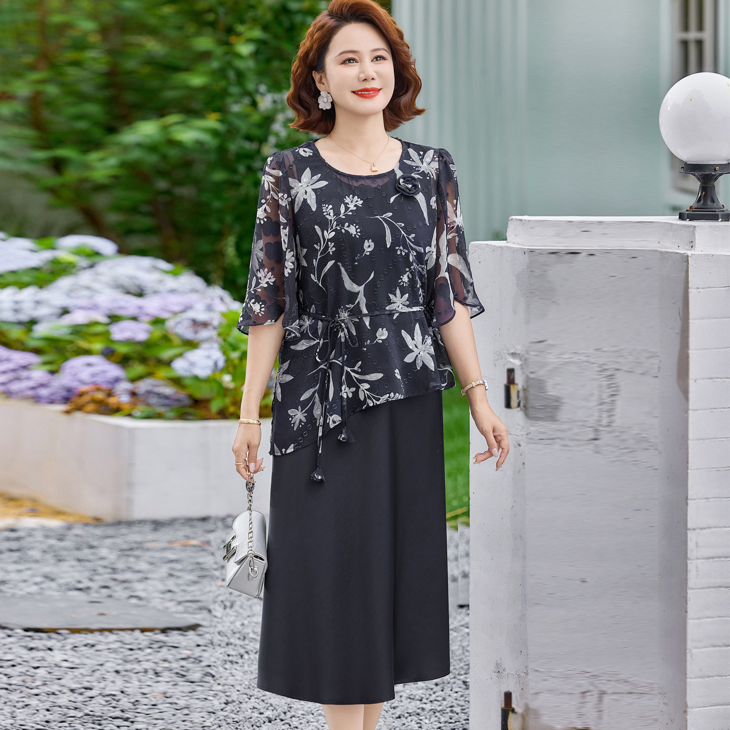 端庄大气妈妈夏装连衣裙时尚显瘦短袖两件套装背心裙子中年妇女人