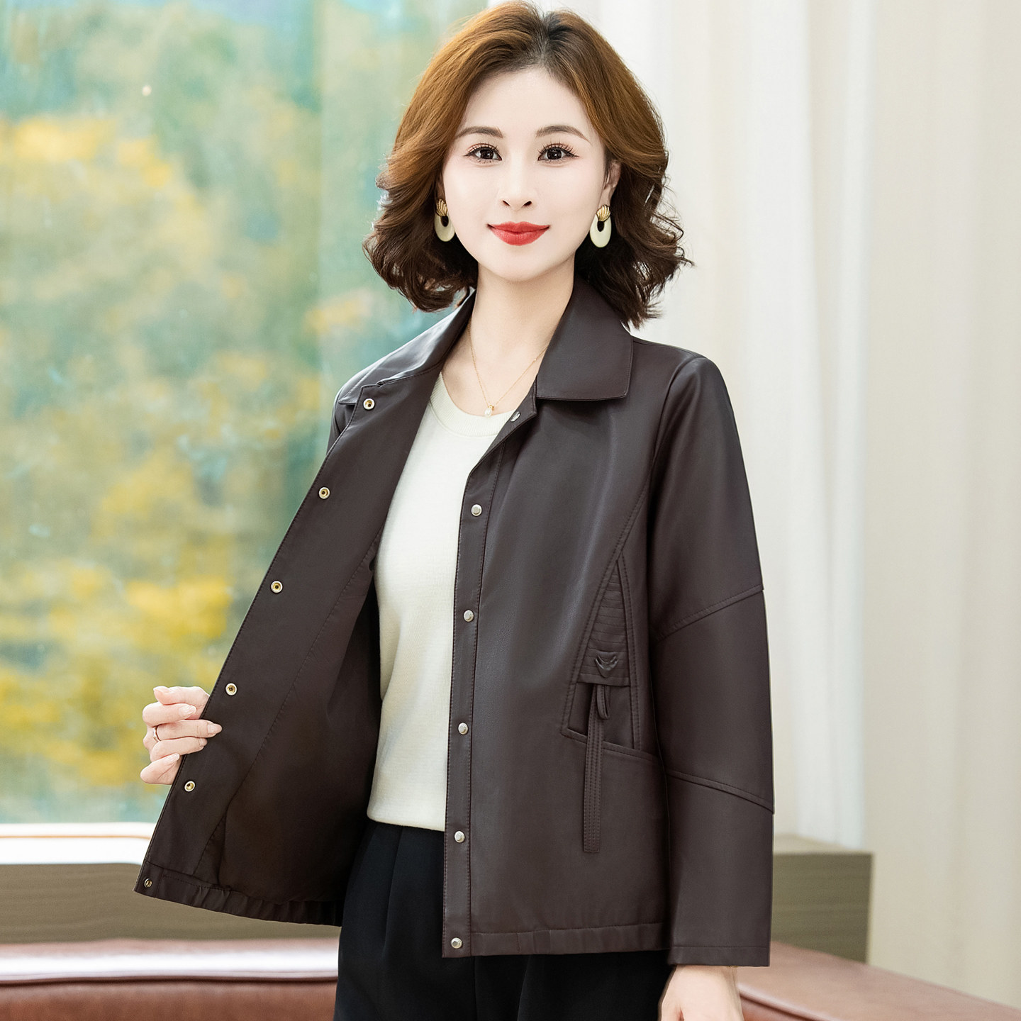 中老年女装翻领皮夹克妈妈秋外套
