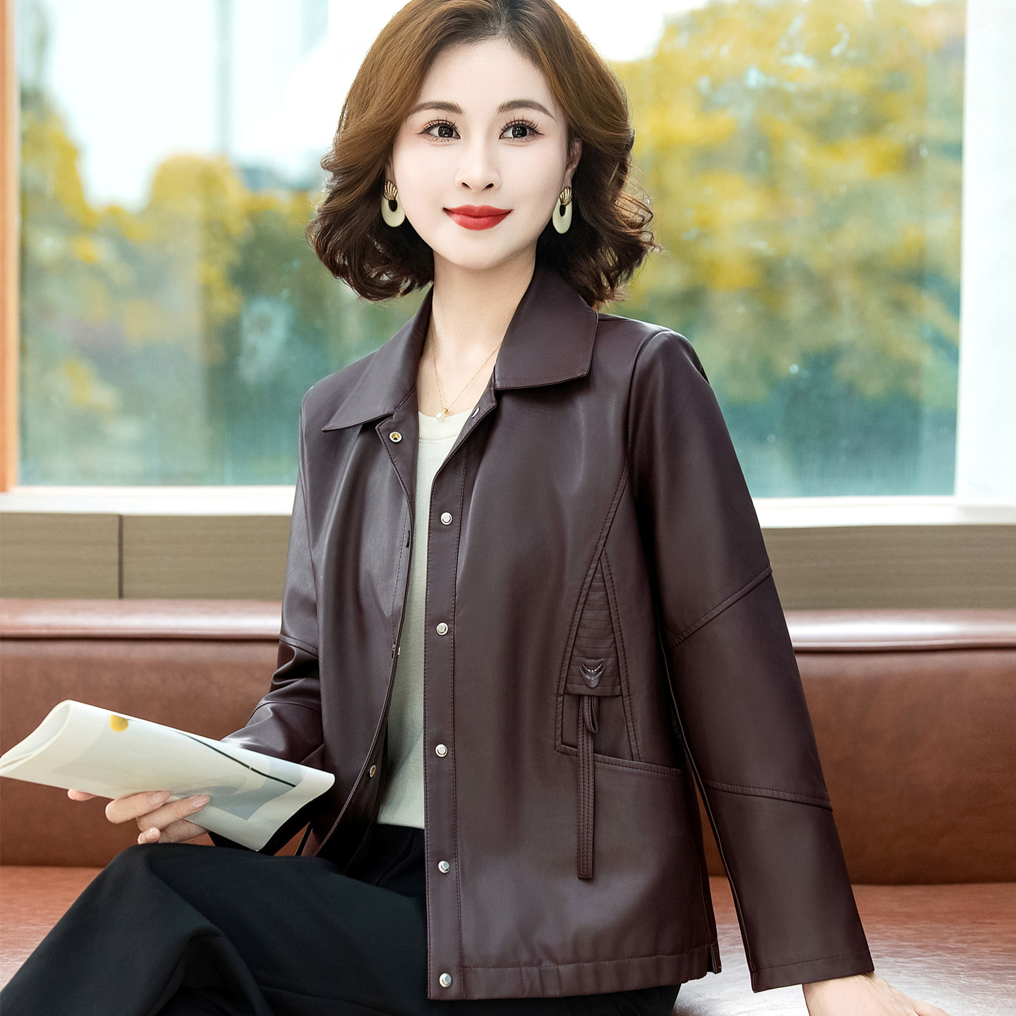 妈妈秋装皮衣外套休闲宽松皮夹克