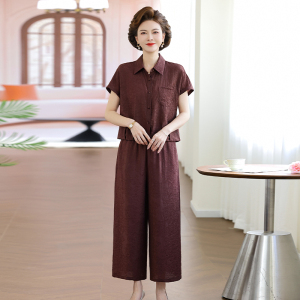 今年流行时髦妈妈夏装两件套装