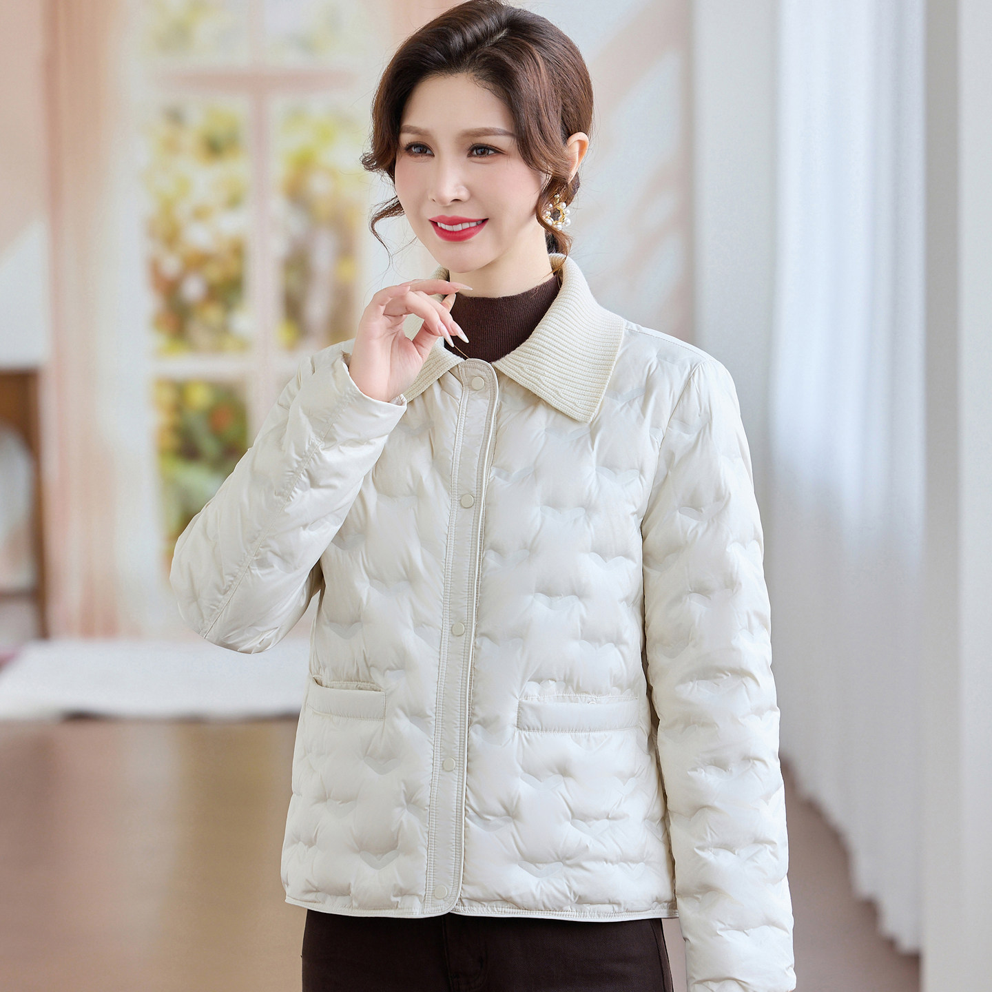 羽绒服女洋气短款针织毛线翻领袄