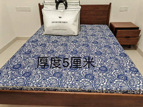 蔡大姐东北靰鞡草手工制作床垫图片