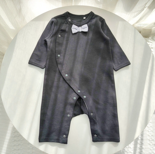 66码外贸春秋男宝宝长袖爬服婴儿黑色连体衣白天服包屁衣领结哈衣