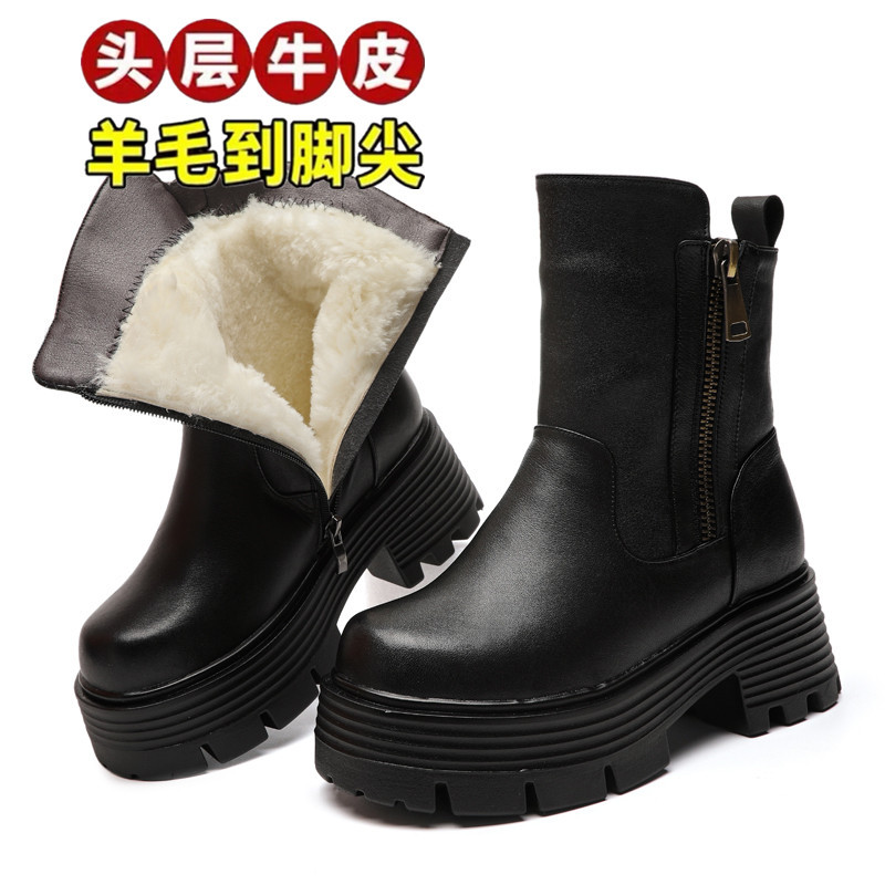 新款中年靴子冬季加绒加厚妈妈鞋真皮软底短靴中老年皮鞋妈妈棉鞋